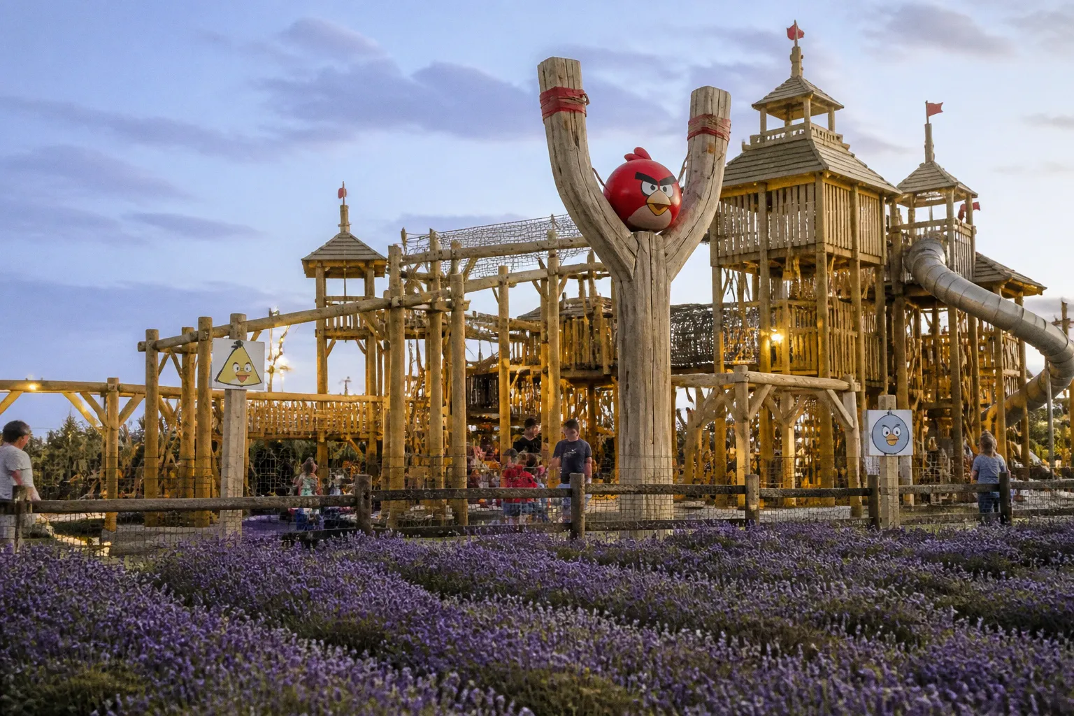 Réservation à l'Angry Birds Activity Park : étapes et tarifs