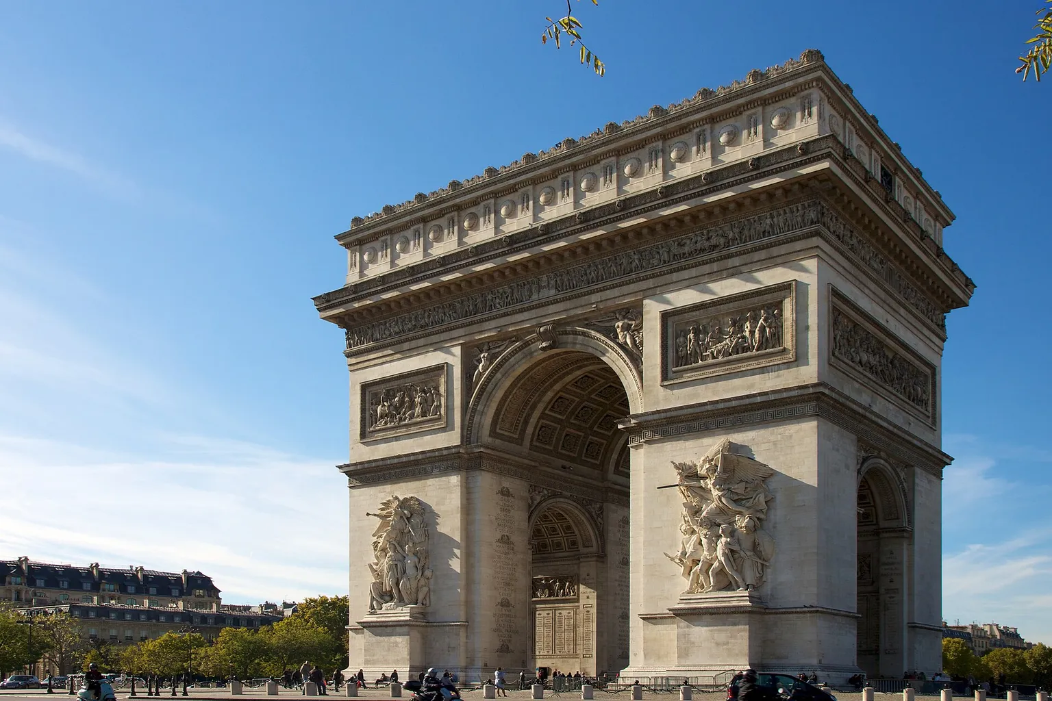Arc de Triomphe : réservation en ligne ou achat sur place ?