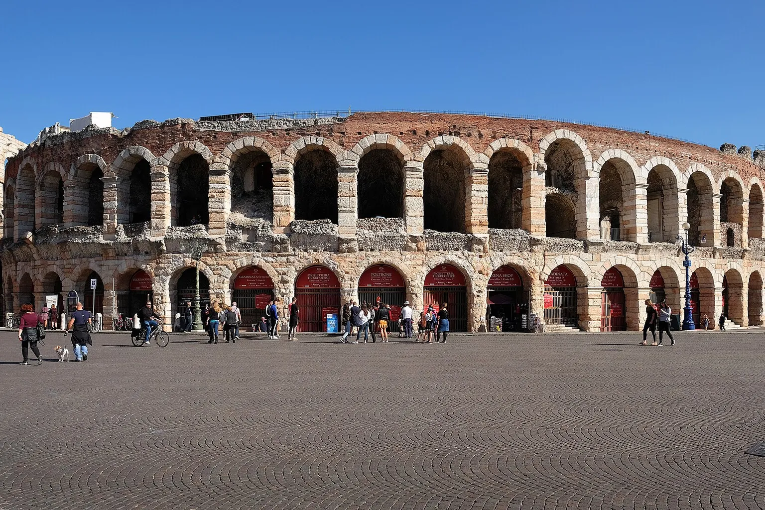 Arènes de Vérone billets : décryptage pour une visite maîtrisée