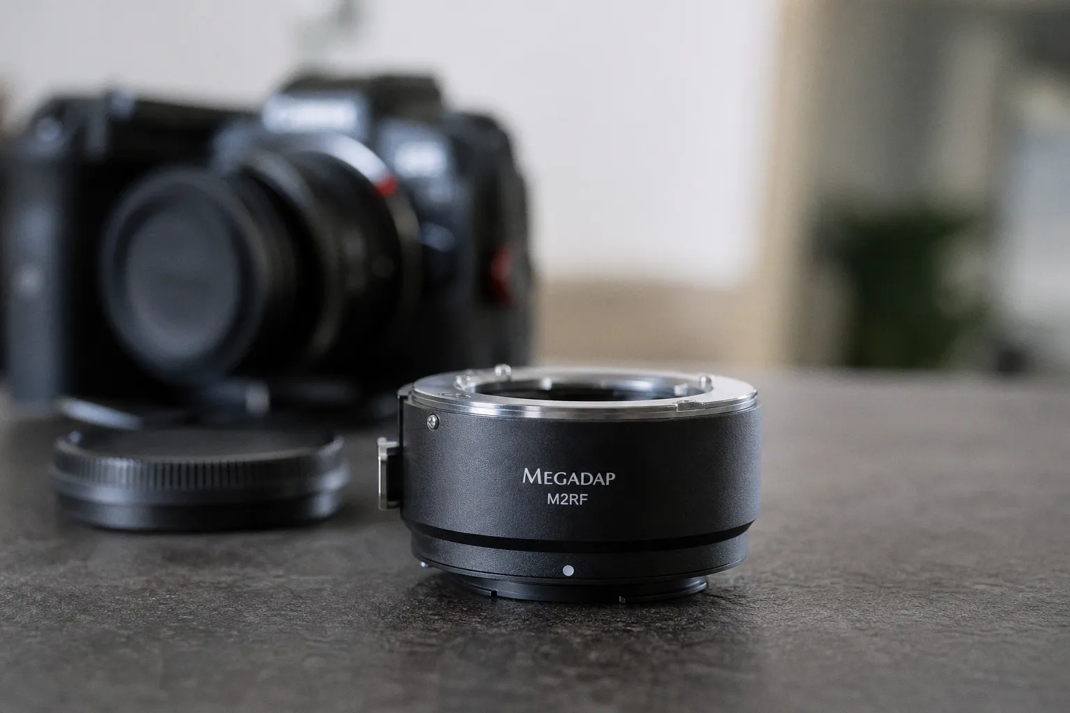 Megadap M2RF : l'autofocus pour vos optiques Leica M sur Canon RF