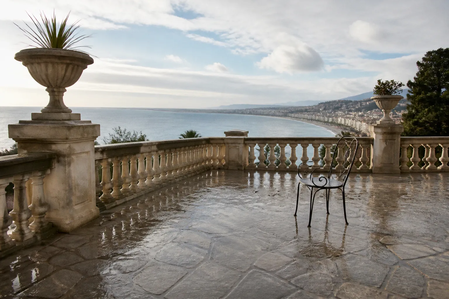 Photographe de mariage à Nice : faut-il un expert local ?