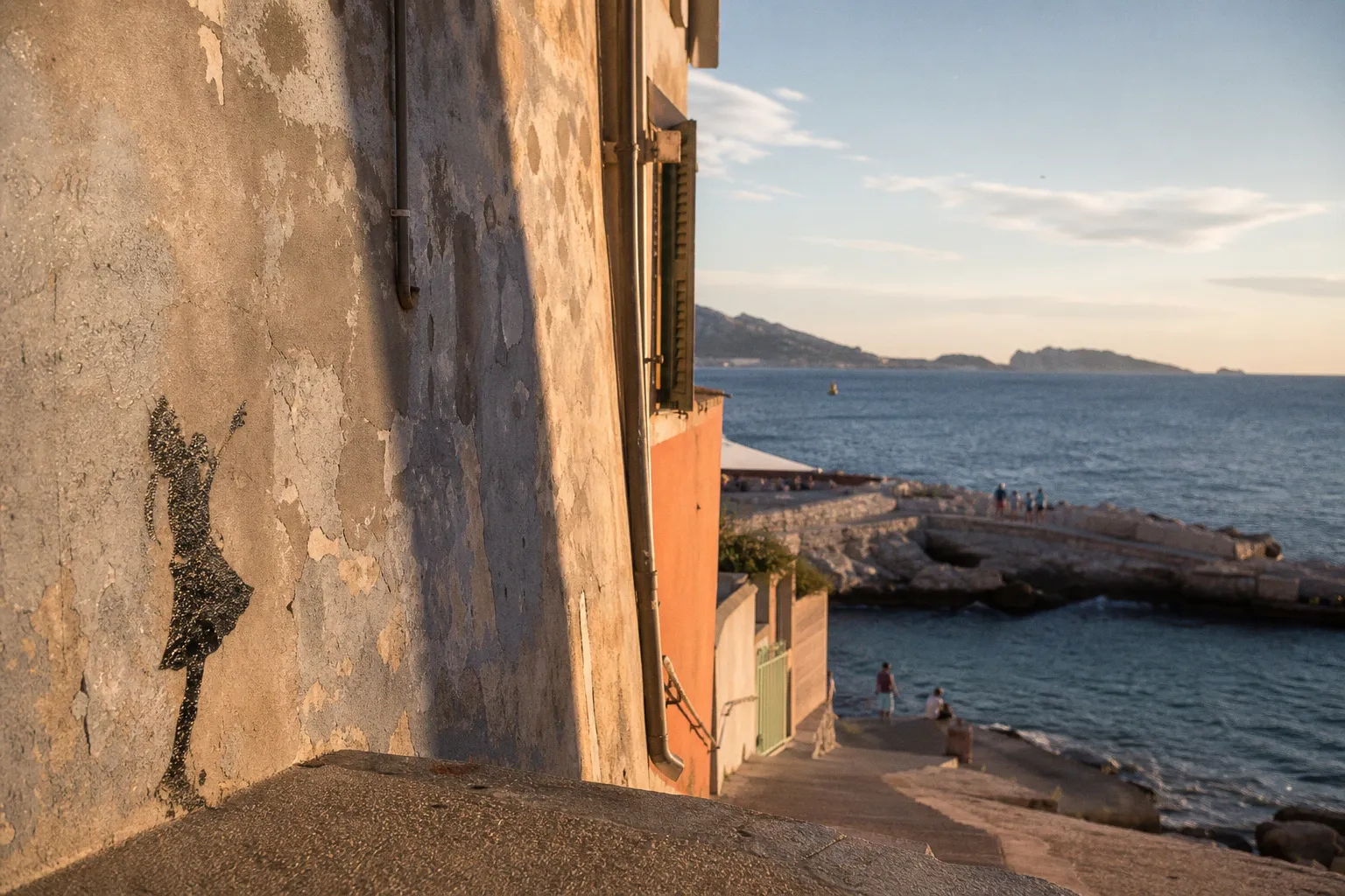 Photographe mariage Marseille : style urbain ou bord de mer ?